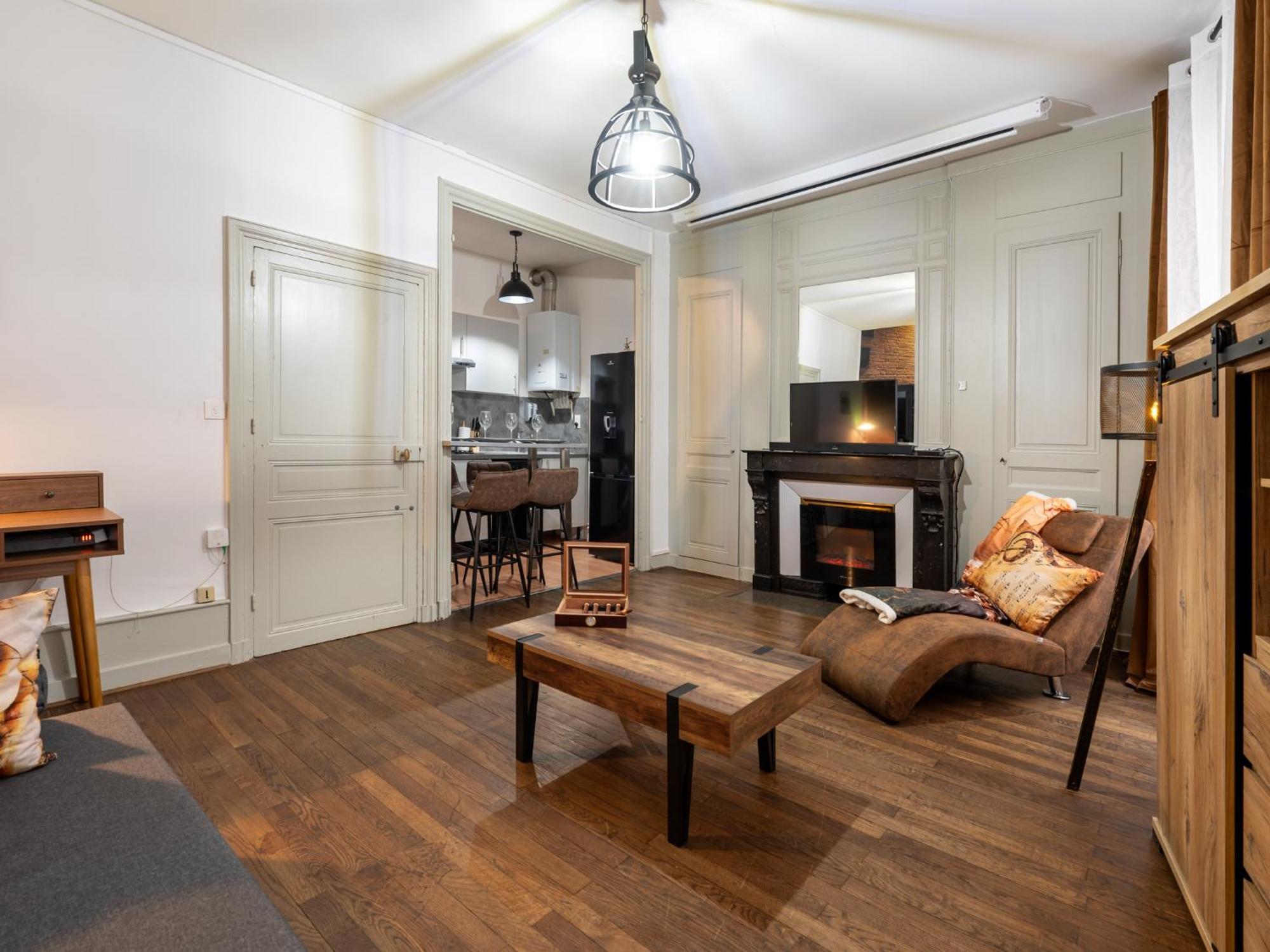 Le Petit Gentleman - Vienna Authentica Apartment *